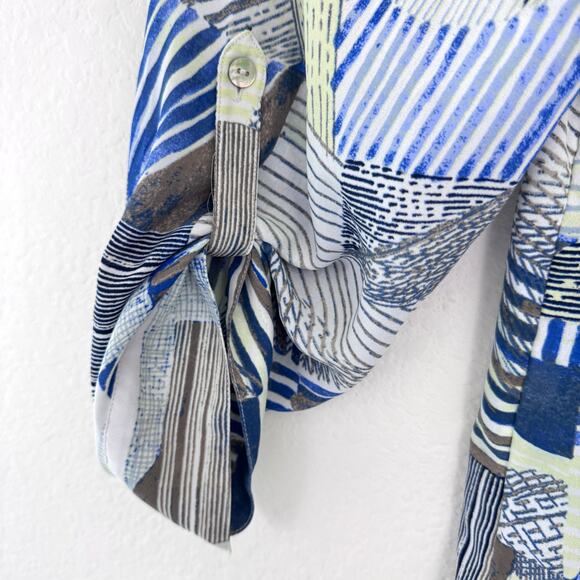 Chico's Womens Flowy Blouse Top Size XL Geo Print Classic Office Career Blue - Picture 5 of 8